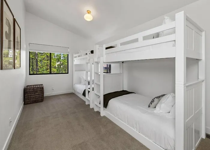 Luxe Treehouse /stunning Woodside 4/3 Prescott