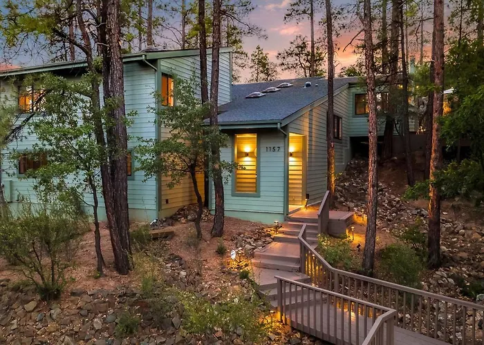 Luxe Treehouse /stunning Woodside 4/3 Ferienhaus *