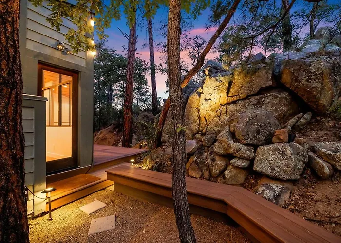 Luxe Treehouse /stunning Woodside 4/3 Prescott